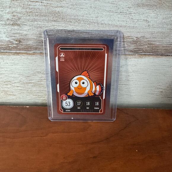Veefriends x ZeroCool Very Rare /100 TCG Cards -Amped Aye Aye, Candid Clownfish - Picture 3 of 3